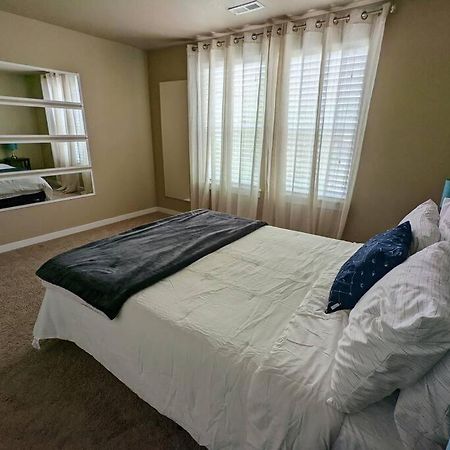 Spacious 3-Bedroom Home With Outdoor Space Eugene Eksteriør billede