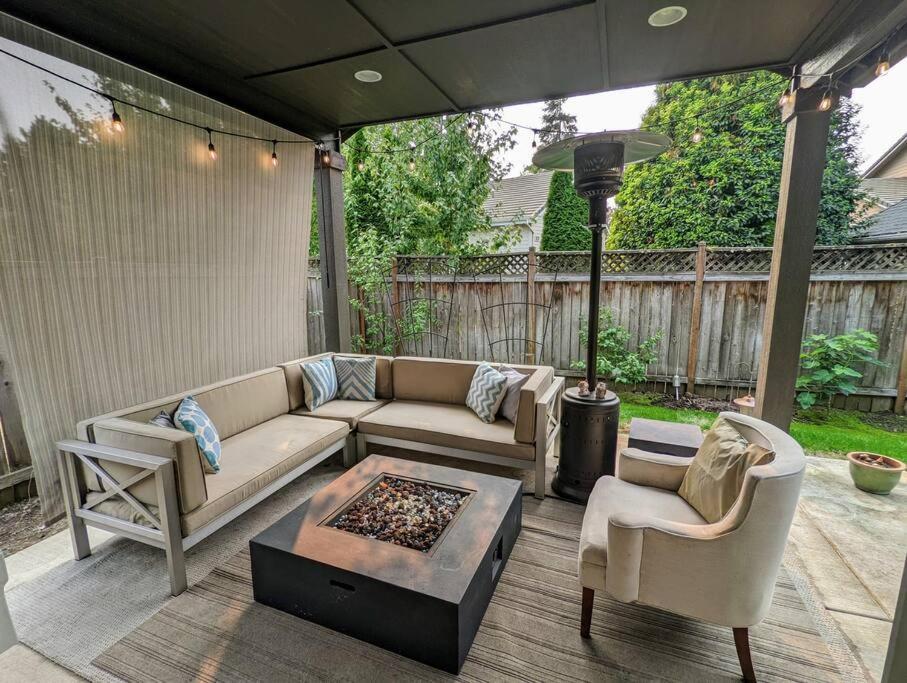 Spacious 3-Bedroom Home With Outdoor Space Eugene Eksteriør billede