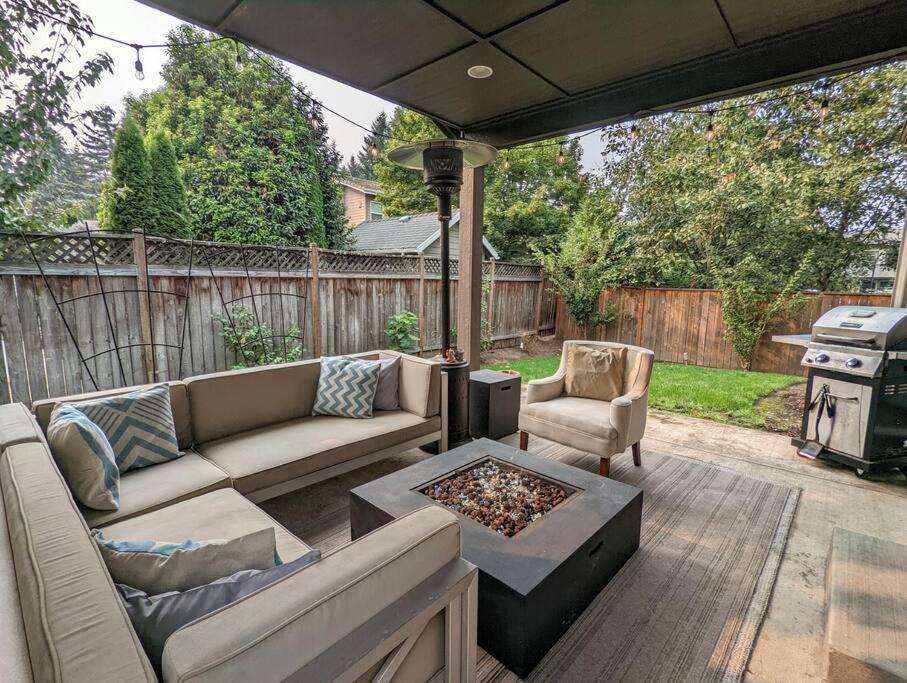 Spacious 3-Bedroom Home With Outdoor Space Eugene Eksteriør billede